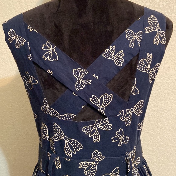 Burlapp Dress - Picture 3 of 10